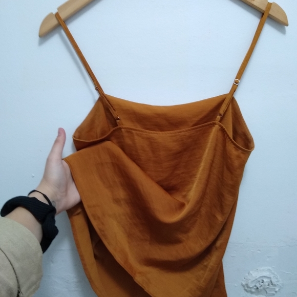 Forever 21 Tops - Silky Tank Forever 21